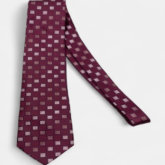 Kenneth Cole Reaction Silk Tie Geometric Cubes Red Formal Business Dress - Picture 3 of 6